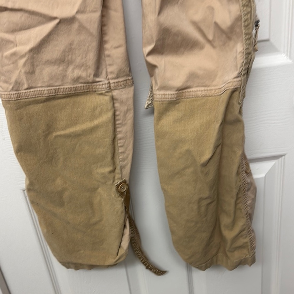 Abercrombie and Fitch y2k Tan Cargo Pants with Belt - Picture 6 of 8